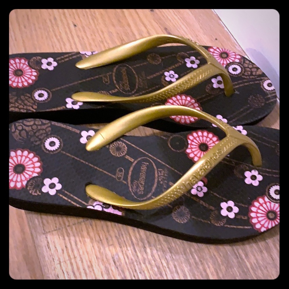 Havaianas raised flip flops